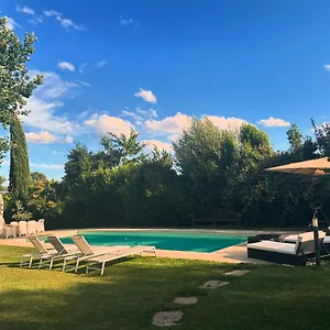 Escape With Pool In Florence